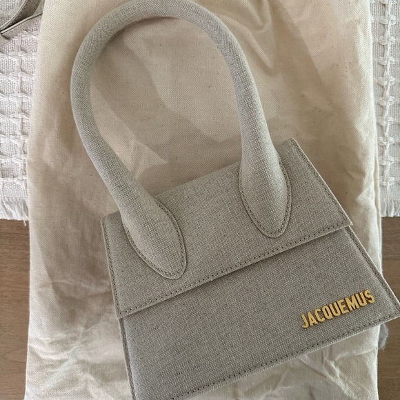 Jacquemus Le Chiquito Moyen Top-Handle Bag w/strap and dust bag - Picture 3 of 6